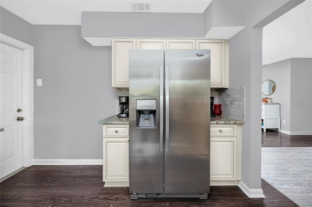 703 24TH STREET SW, Largo, FL 33770