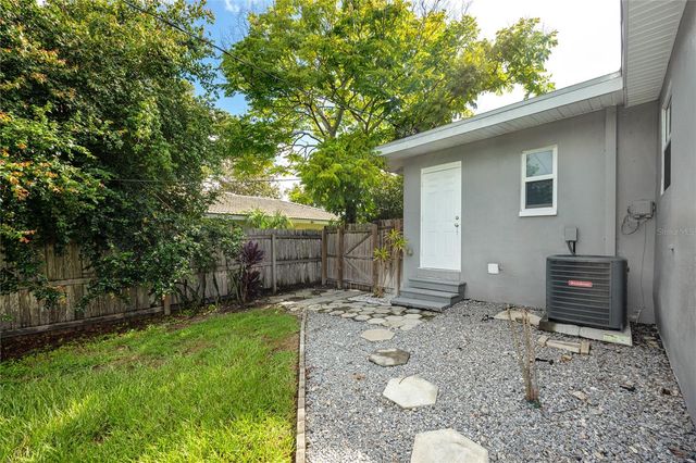 703 24TH STREET SW, Largo, FL 33770