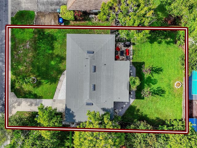 703 24TH STREET SW, Largo, FL 33770