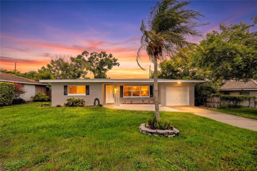 703 24TH STREET SW, Largo, FL 33770