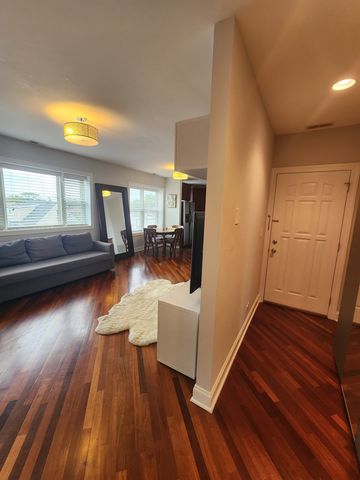3335 W BELLE PLAINE Avenue 3A, Chicago, IL 60618
