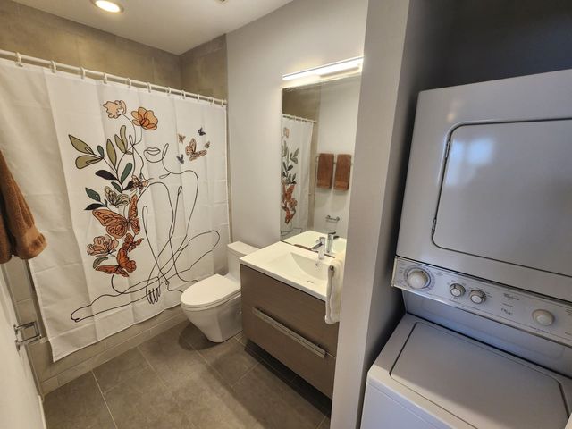 3335 W BELLE PLAINE Avenue 3A, Chicago, IL 60618