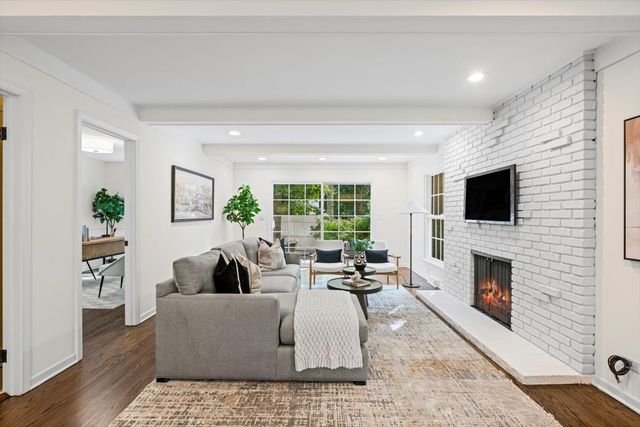 265 Randolph Street, Glencoe, IL 60022