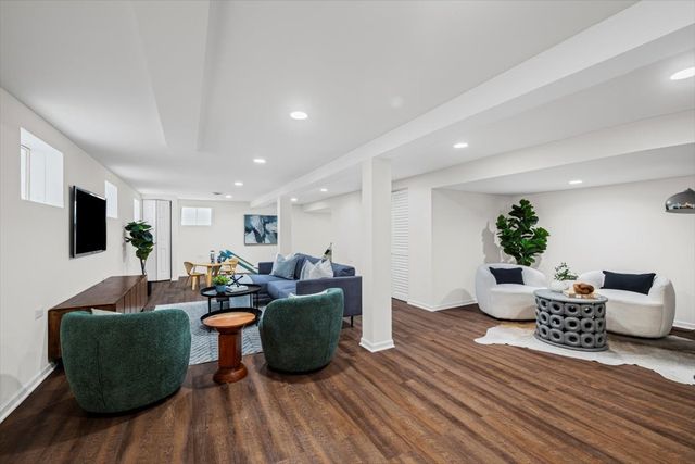 265 Randolph Street, Glencoe, IL 60022