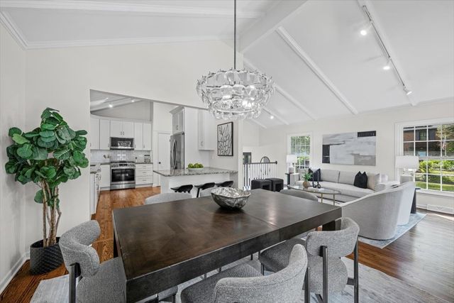 265 Randolph Street, Glencoe, IL 60022