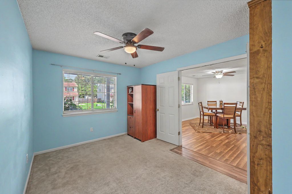 Image 20 of property listing at 181 Apache Drive, Summerville, SC 29483