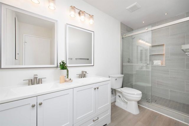 16450 Caminito Vecinos 106, San Diego, CA 92128