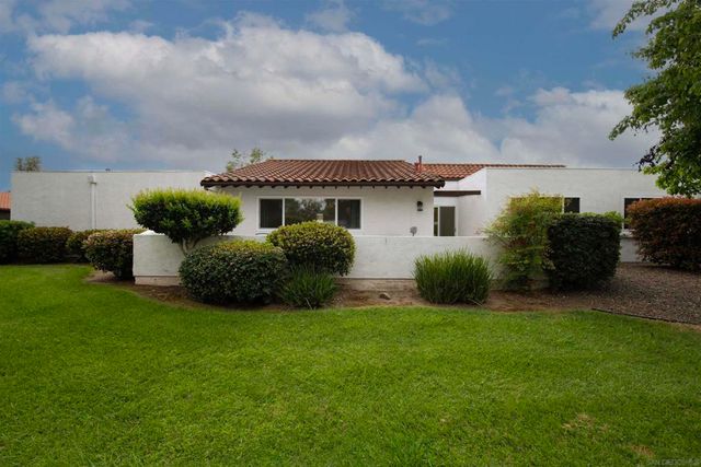 16450 Caminito Vecinos 106, San Diego, CA 92128