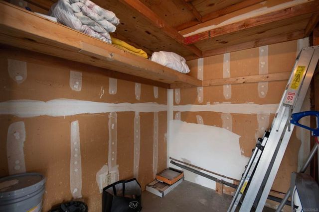 16450 Caminito Vecinos 106, San Diego, CA 92128