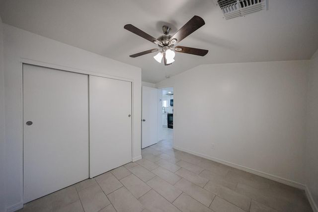 2721 E Willetta Street Apt C, Phoenix, AZ 85008