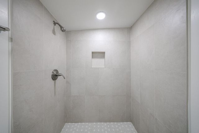 2721 E Willetta Street Apt C, Phoenix, AZ 85008