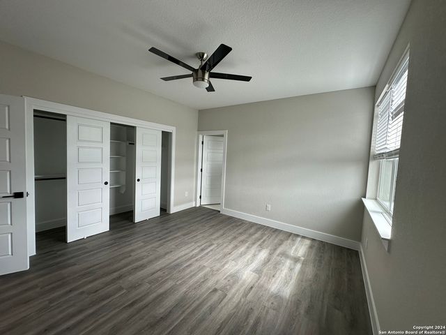 1618 W Lawndale Dr Unit 8, San Antonio, TX 78209