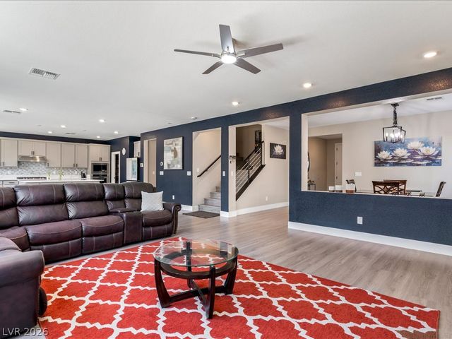 293 Cantiga Avenue, Las Vegas, NV 89183