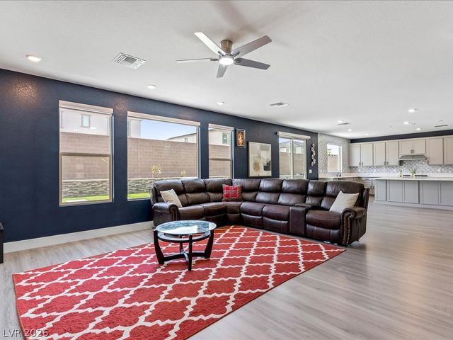 293 Cantiga Avenue, Las Vegas, NV 89183