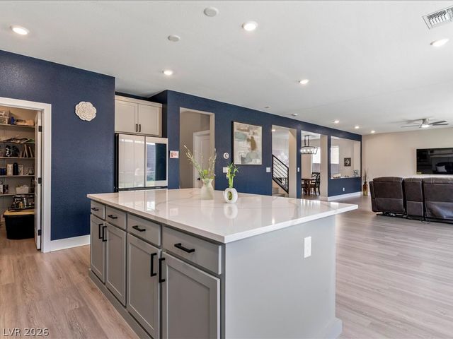 293 Cantiga Avenue, Las Vegas, NV 89183
