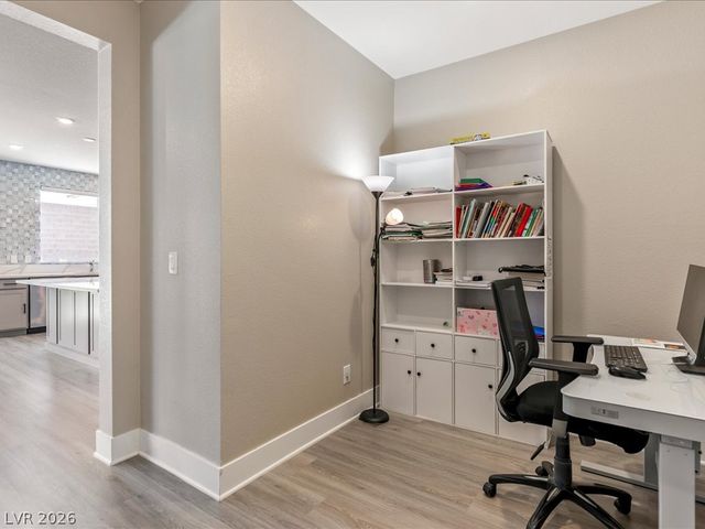 293 Cantiga Avenue, Las Vegas, NV 89183
