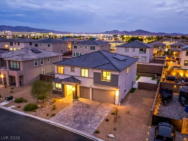 293 Cantiga Avenue, Las Vegas, NV 89183