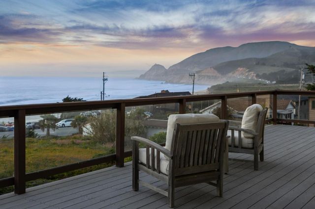 1198 Main Street, Montara, CA 94037