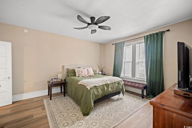 222 E Wine St., Mullins, SC 29574