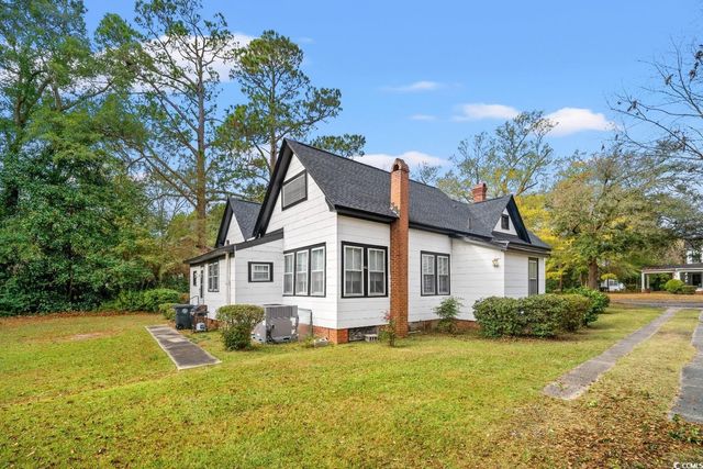 222 E Wine St., Mullins, SC 29574