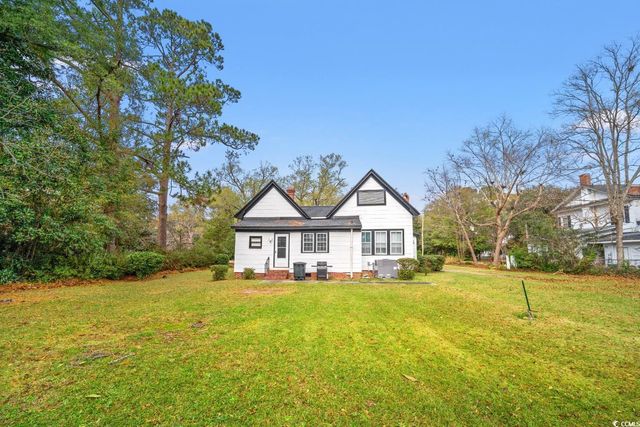 222 E Wine St., Mullins, SC 29574