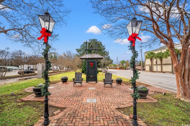 222 E Wine St., Mullins, SC 29574