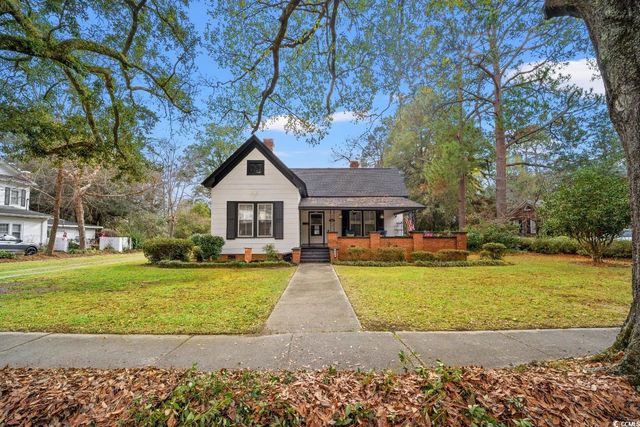 222 E Wine St., Mullins, SC 29574