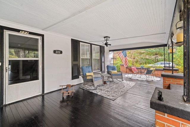 222 E Wine St., Mullins, SC 29574