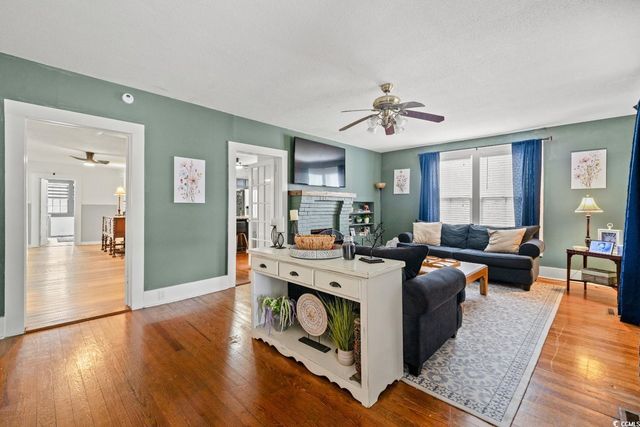 222 E Wine St., Mullins, SC 29574