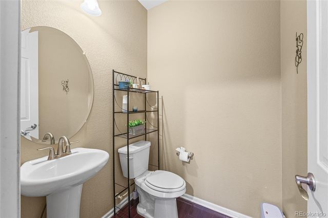 25503 E 5th Avenue, Aurora, CO 80018