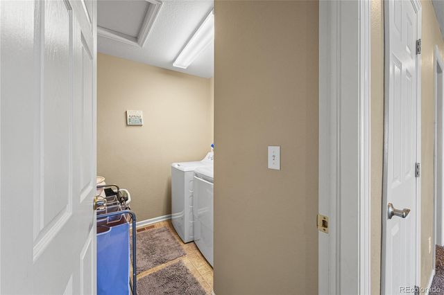 25503 E 5th Avenue, Aurora, CO 80018