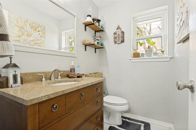 1000 Mellville Drive, Plano, TX 75075