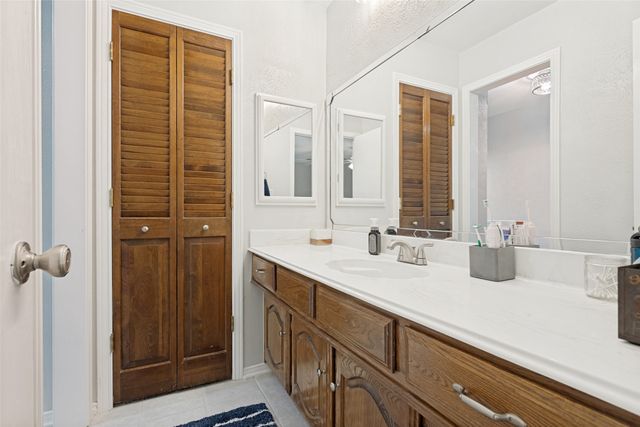 1000 Mellville Drive, Plano, TX 75075