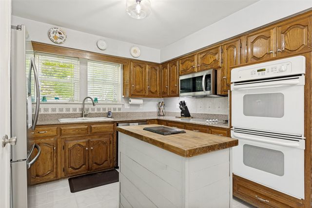 1000 Mellville Drive, Plano, TX 75075