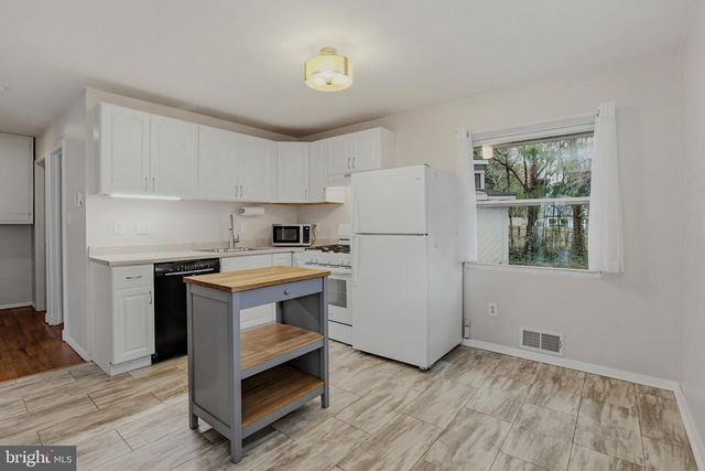 5723 WAINWRIGHT AVE, Rockville, MD 20851