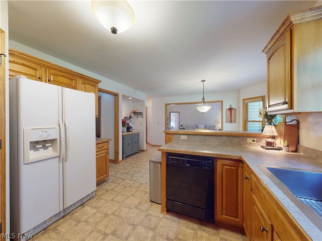 6248 Caribou Drive, Clinton, OH 44216