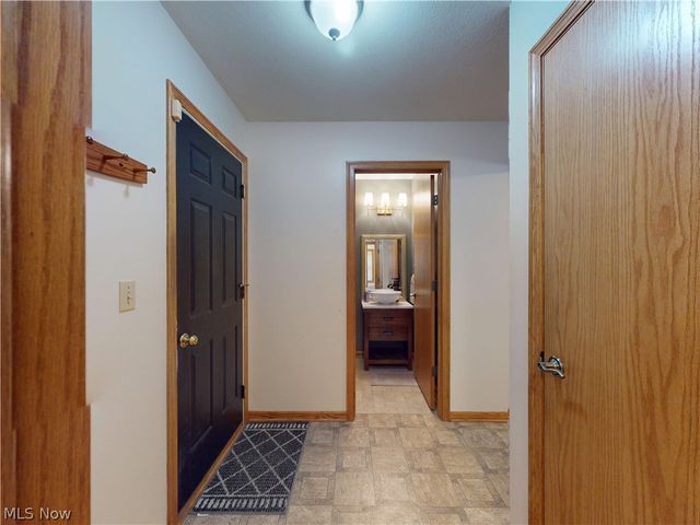 6248 Caribou Drive, Clinton, OH 44216