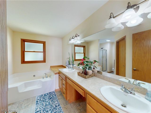 6248 Caribou Drive, Clinton, OH 44216