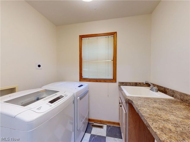 6248 Caribou Drive, Clinton, OH 44216