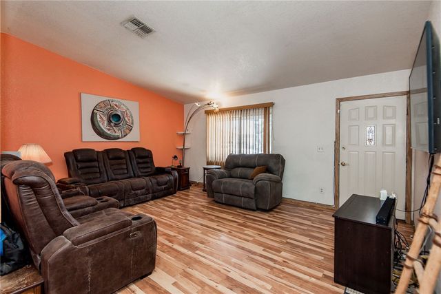 881 San Juan Circle, Bullhead City, AZ 86442