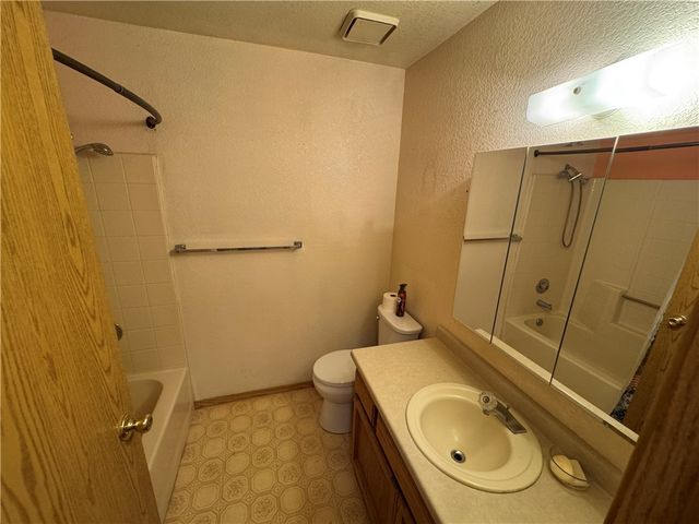 881 San Juan Circle, Bullhead City, AZ 86442