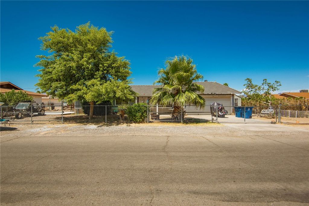 881 San Juan Circle, Bullhead City, AZ 86442