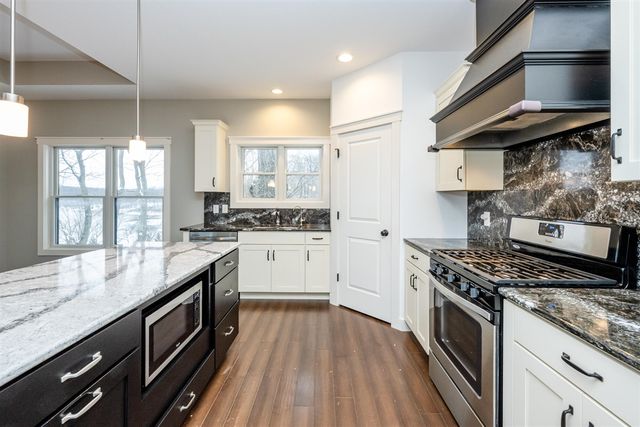 11087 Lake Shore Drive, Berrien Springs, MI 49103