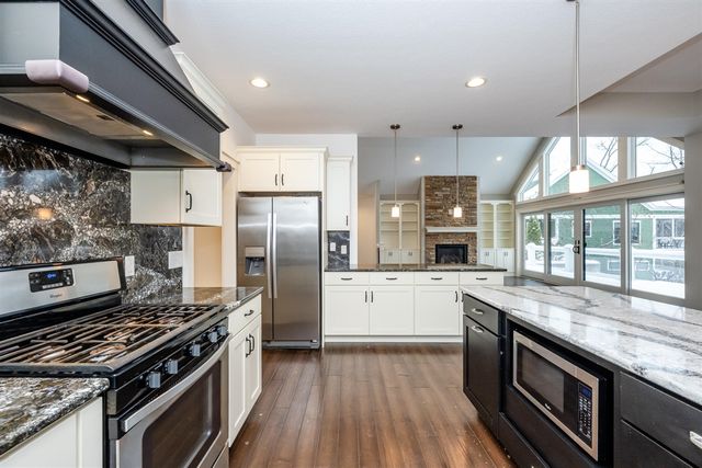 11087 Lake Shore Drive, Berrien Springs, MI 49103