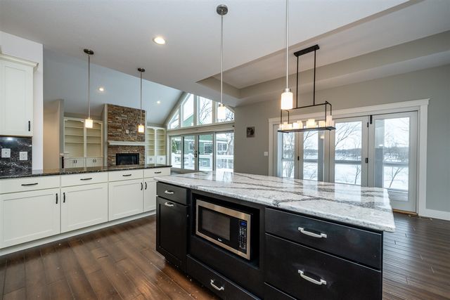 11087 Lake Shore Drive, Berrien Springs, MI 49103