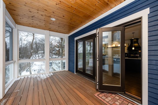 11087 Lake Shore Drive, Berrien Springs, MI 49103