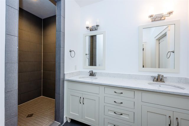 11087 Lake Shore Drive, Berrien Springs, MI 49103