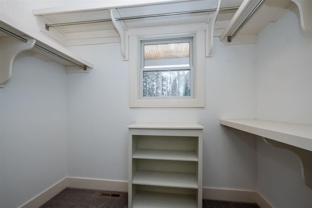 11087 Lake Shore Drive, Berrien Springs, MI 49103