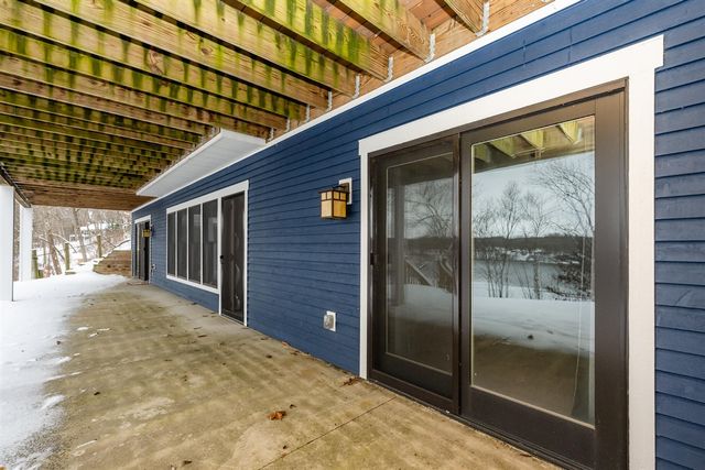 11087 Lake Shore Drive, Berrien Springs, MI 49103