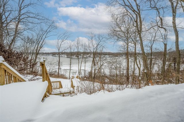 11087 Lake Shore Drive, Berrien Springs, MI 49103